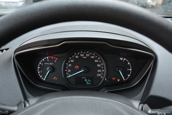 2017款福睿斯改款1.5L手动舒适型