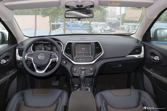 2016款自由光2.4L自动专业版+智能包图片