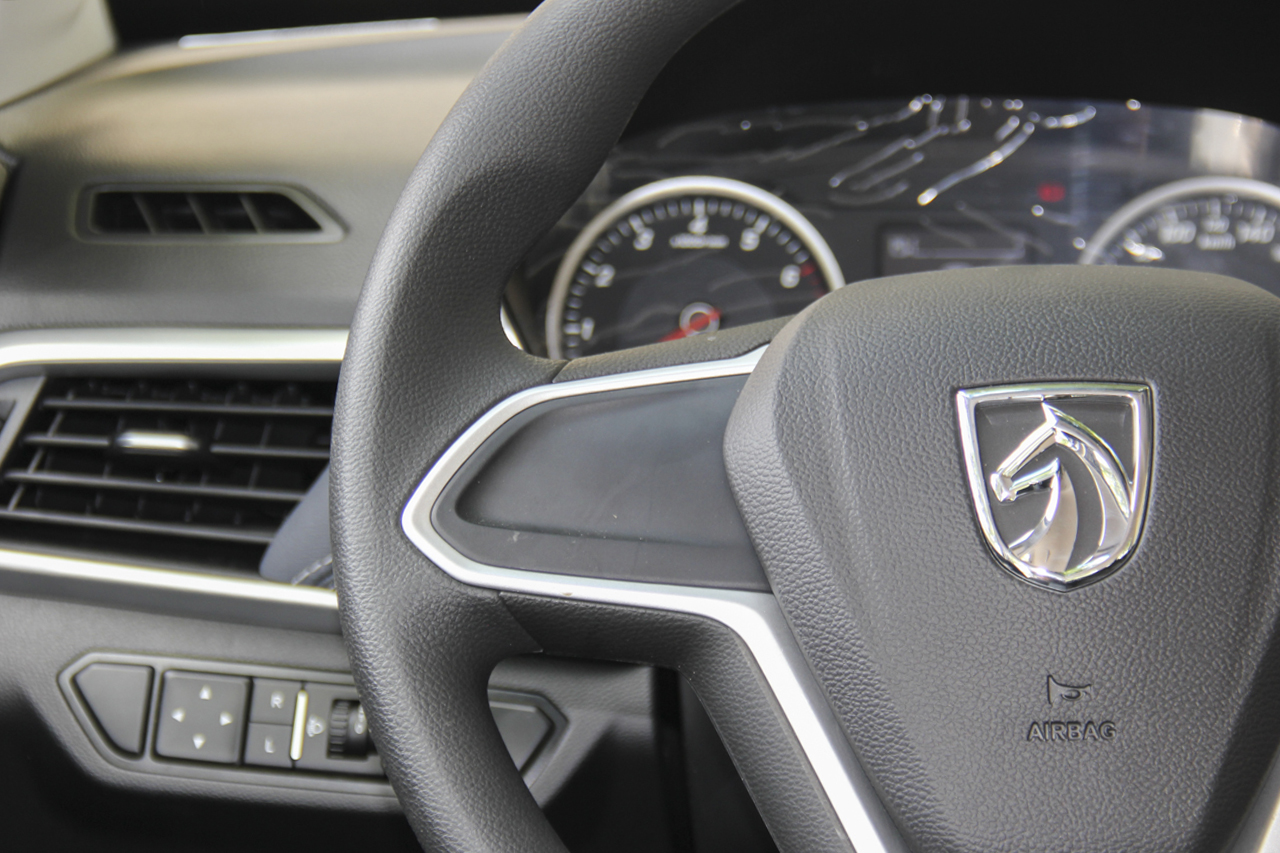 2018款宝骏530 1.5T手动豪华型