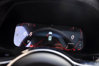 2016款众泰T600 2.0T自动尊贵型运动版