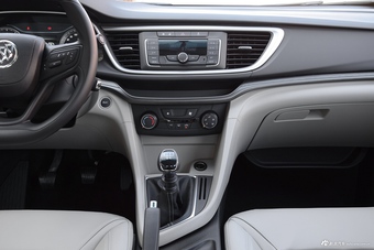 2017款英朗1.5L手动精英型15N