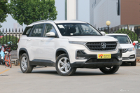 2018款宝骏530 1.8L自动精英型