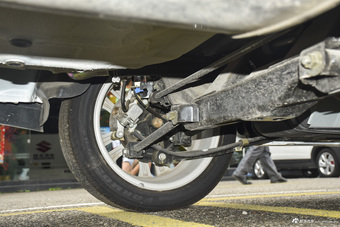 2015款利亚纳A6 1.4L手动两厢理想型