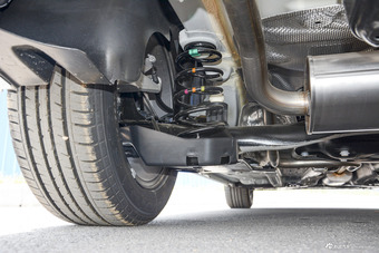 2016款标致308 1.6L自动时尚版