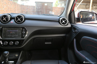 2016款东南DX3 1.5L手动尊贵型