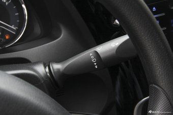 2017款雷凌改款185T自动新锐版