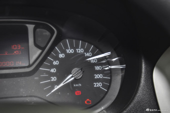 2016款全新爱丽舍1.6L自动时尚型