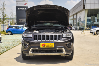 2016款大切诺基3.0TD自动柴油舒享导航版图片