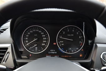 2017款宝马1系 125i自动