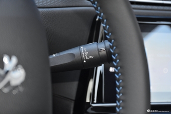 2018款标致308  350THP 自动尊贵版