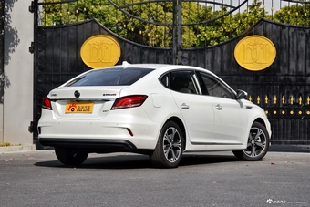 2018款名爵6新能源 45T E-DRIVE智驱混动PILOT超级互联网版