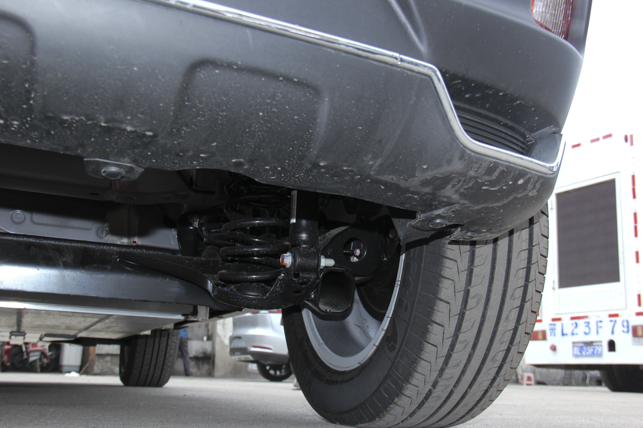 2018款比亚迪元EV360 智联炫酷型