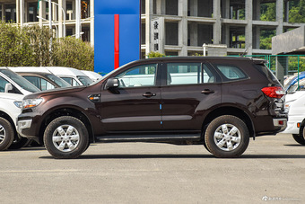 2016款撼路者2.0T自动四驱菁英版汽油