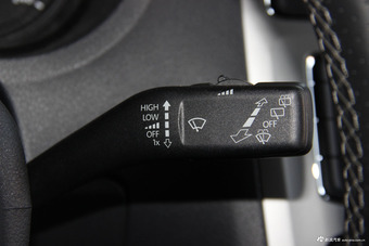 2016款POLO 1.6L自动Cross