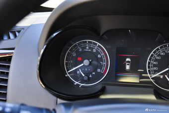 2016款风度MX5 2.0L 自动旗舰版