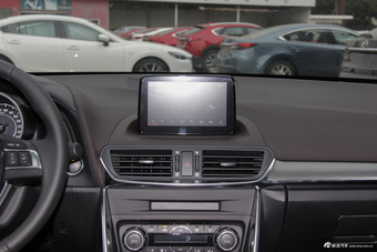 2016款马自达CX-4 2.0L自动两驱蓝天品位版