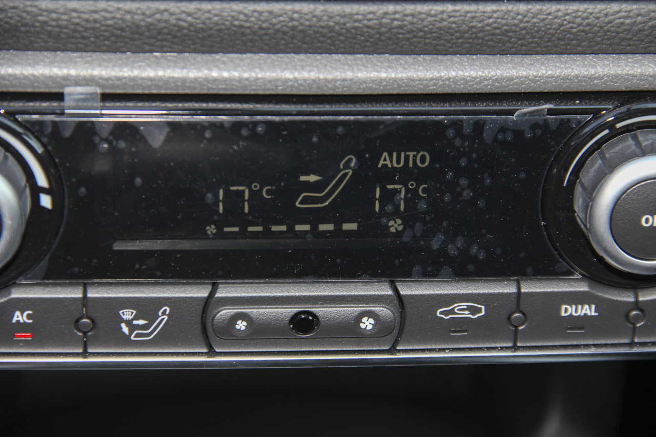 2016款观致3三厢1.6T自动致酷型