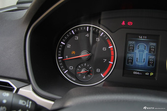 2018款哈弗H6运动版1.5T自动两驱尊贵型红标