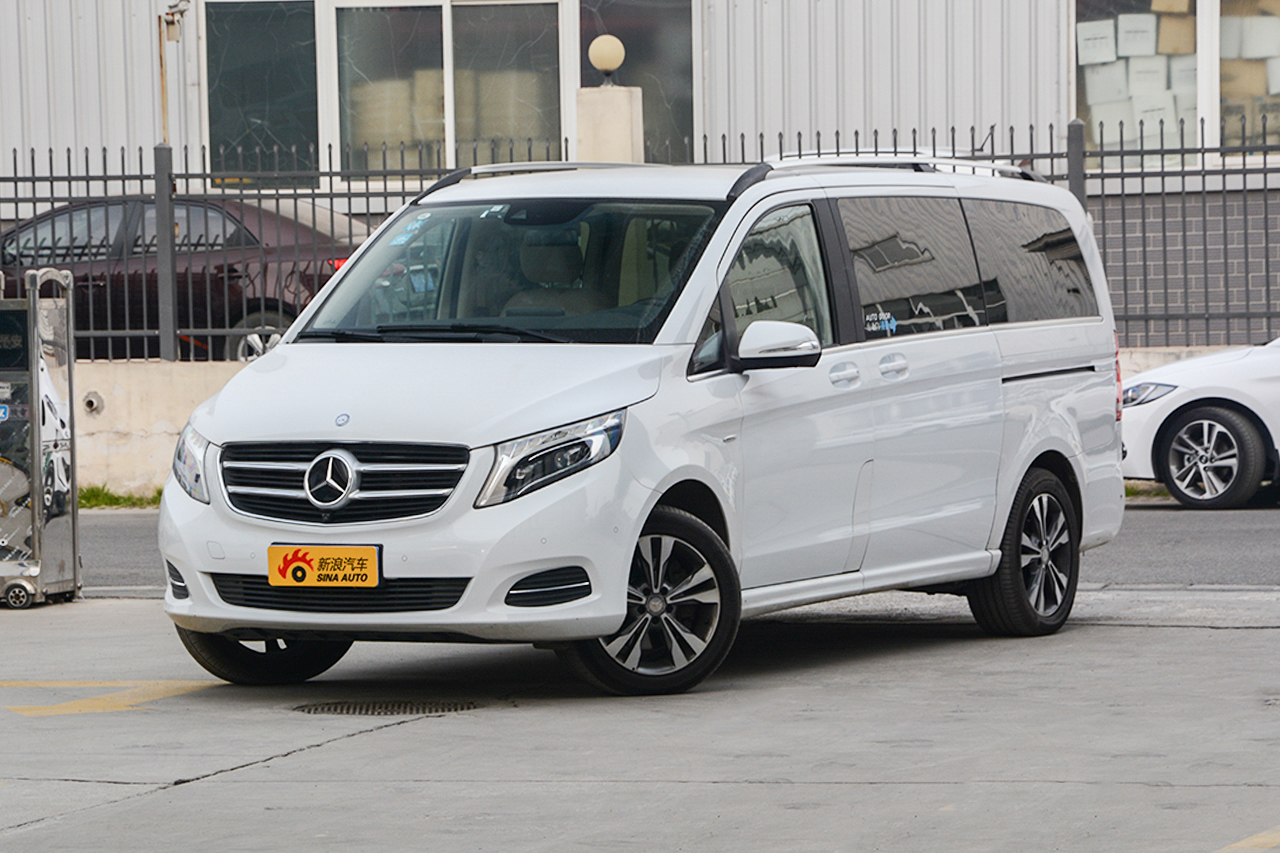 2017款奔驰V级 V 260 尊贵版