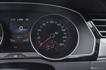 2017款蔚揽2.0T自动四驱拓行版380TSI