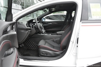 2018款君威GS 2.0T自动穿越火线联名限量版28T