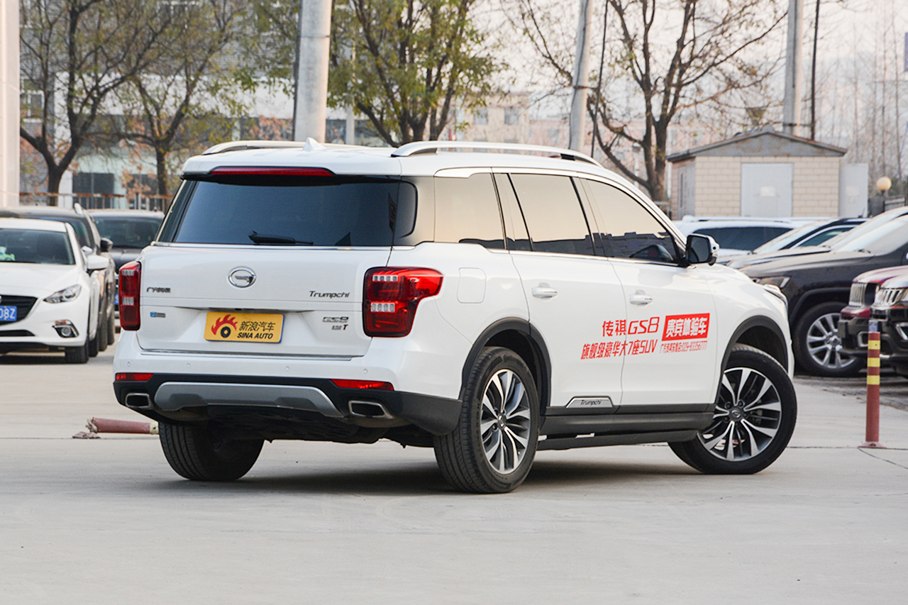 2017款传祺GS8 2.0T自动两驱豪华智联版320T