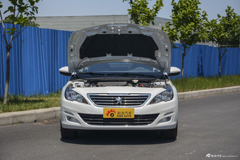 2015款东风标致408 1.2T自动豪华版图片