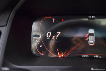 2016款众泰T600 1.5T手动尊贵型运动版