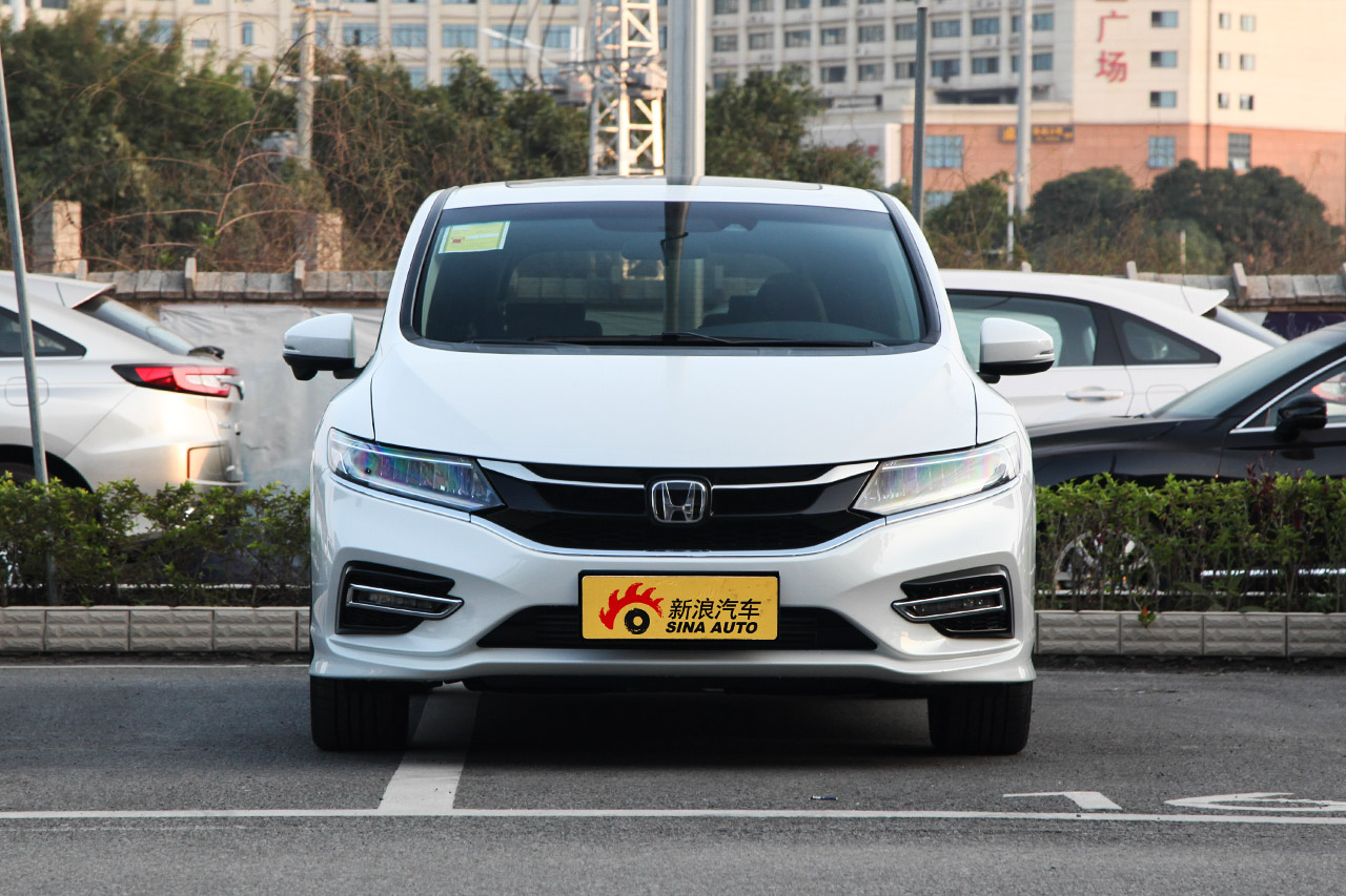 2017款杰德 1.5T自动210TURBO CVT豪华版 6座