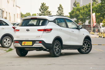 2018款东南DX3 1.5L手动豪华型