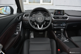 2018款阿特兹2.0L自动蓝天尊贵版