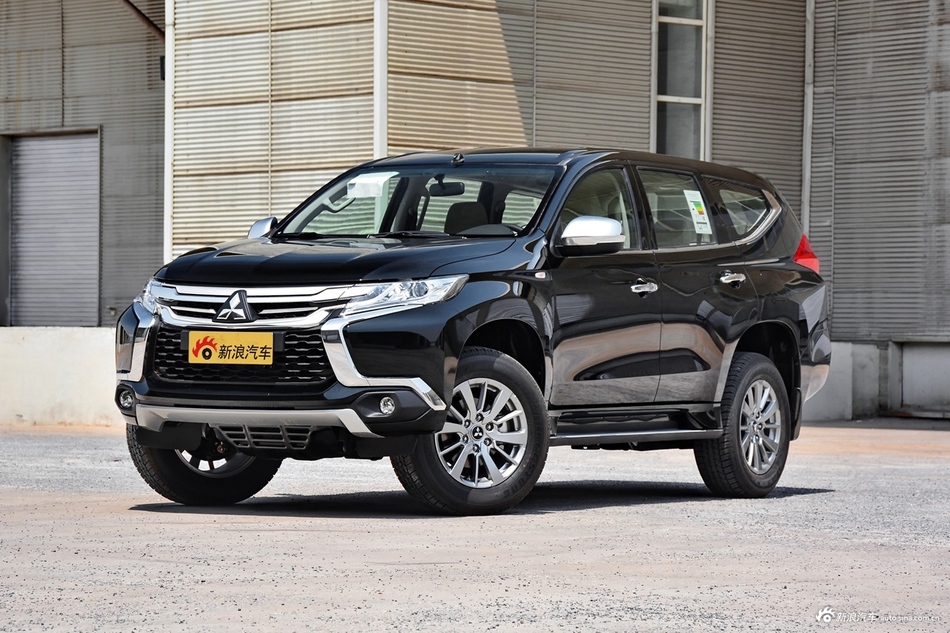 2016款帕杰罗·劲畅3.0L标准版