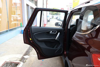 2018款斯威X7 1.5T手动豪华型7座