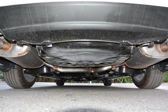 2018款奔腾B70 1.8T自动轿跑版互联智享型