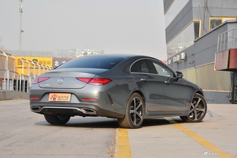 2018款奔驰CLS级2.0T自动300 豪华型