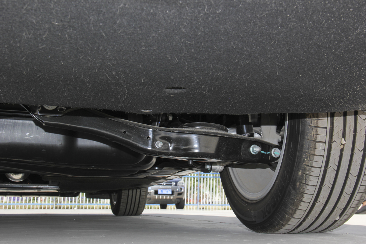 2018款迈腾改款1.8T自动330TSI DSG豪华型