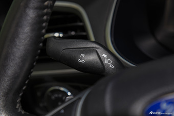 2015款锐界2.7T自动四驱运动型