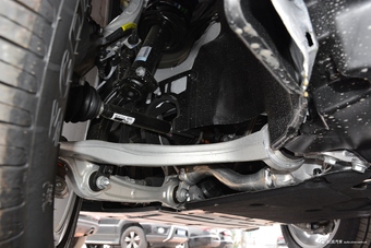 2017款奥迪Q5 Plus 2.0T自动40TFSI进取型