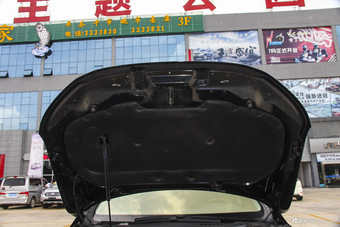 2016款东风A9 1.8T自动尊贵型