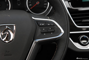 2017款宝骏560 1.5T DCT尊享型