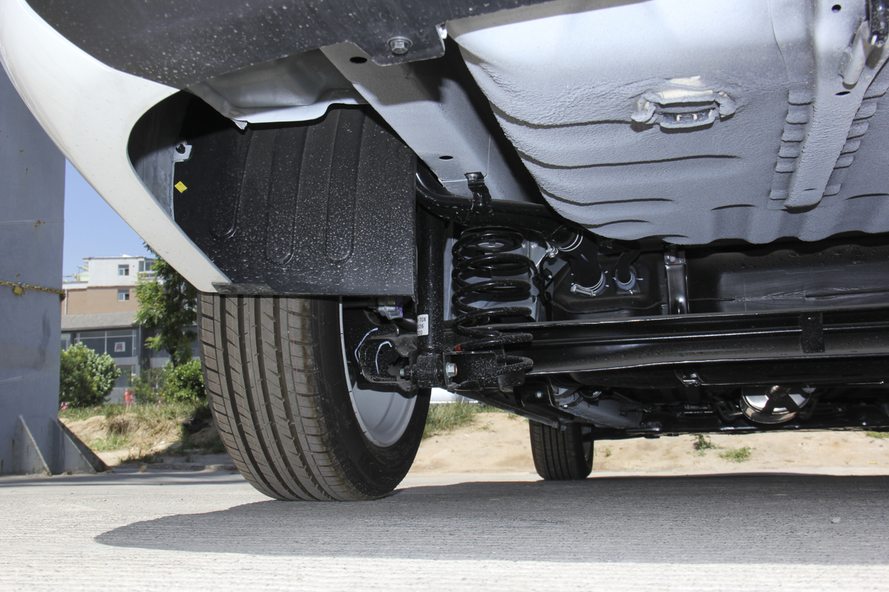 2017款海马M3 1.5L手动豪华型