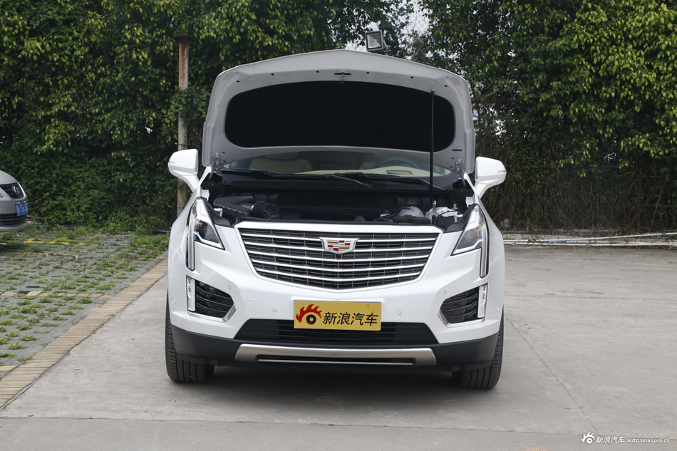 2016款XT5 2.0T自动28T四驱铂金版