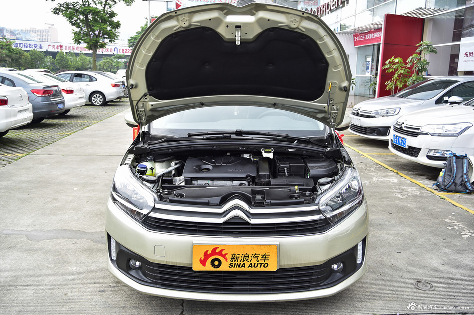 2016款雪铁龙C4世嘉1.6L自动豪华型