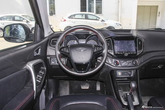 2016款瑞虎5 2.0L自动家尊信赖版