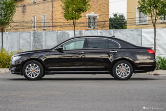 2017款红旗H7 2.0T自动豪华型