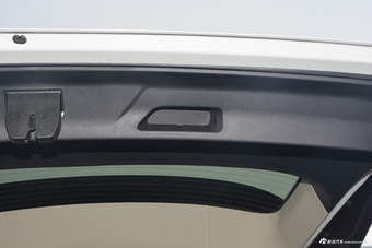 2017上汽大通D90 2.0T自动四驱北极星