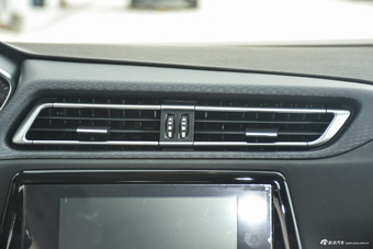 2016款标致308 1.6L自动豪华版