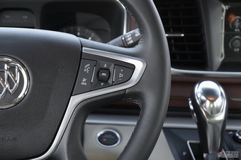 2017款GL8 2.5L自动舒适型