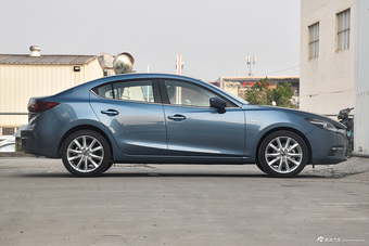 2017款马自达3昂克赛拉 三厢 2.0L 自动尊贵型