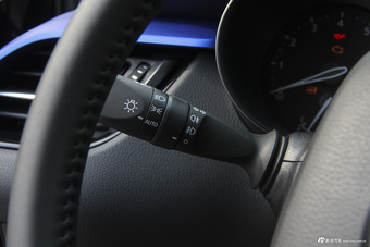 2018款C-HR 2.0L自动酷越领先版国V